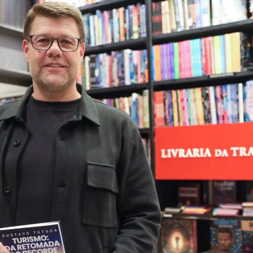 Da infância em Piraí aos recordes no turismo, Tutuca lança seu primeiro livro em VR